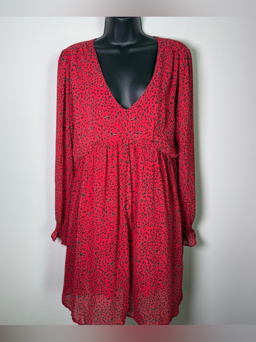 Kori America Cheetah Mini Dress Boho Romantic Feminine Babydoll V-Neck, Size L